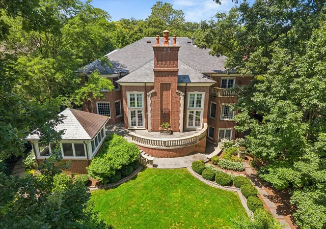 Photo 3 of Mansion for sale at 665 Plumtree Rd, Glen Ellyn, IL 60137 | MLS# 12729605 | Listing updated on 2026-10-07