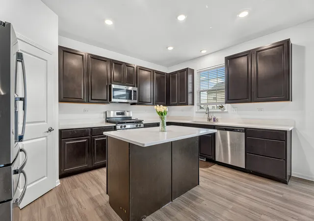 Photo 3 of Single family home for sale at 14940 W Quincy Way, Manhattan, IL 60442 | MLS# 12729642 | Listing updated on 2026-09-25