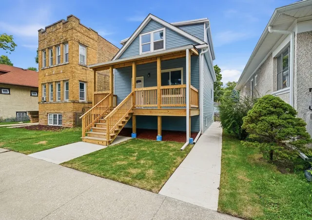 2nd image of 1118 Thomas Ave, Forest Park, IL 60130 | MLS# 12729648