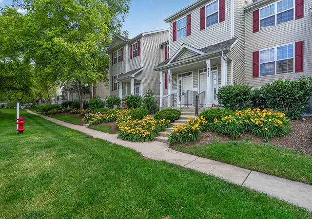 Photo 1 of Townhouse for sale at 2325 Graystone Dr, Joliet, IL 60431 | MLS# 12729672 | Listing updated on 2026-08-16