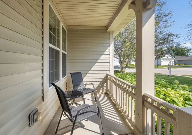 Photo 2 of Single family home for sale at 13041 Bull Ridge Dr, Huntley, IL 60142 | MLS# 12729715 | Listing updated on 2026-10-07