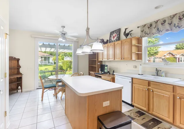 Photo 4 of Single family home for sale at 13041 Bull Ridge Dr, Huntley, IL 60142 | MLS# 12729715 | Listing updated on 2026-10-15