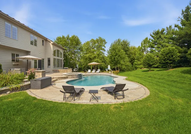 Photo 3 of Single family home for sale at 3818 Grand View Ct, St. Charles, IL 60175 | MLS# 12729723 | Listing updated on 2026-09-16