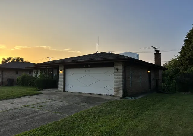 Photo 3 of Single family home for sale at 848 E 150th Place, South Holland, IL 60473 | MLS# 12729752 | Listing updated on 2026-08-26