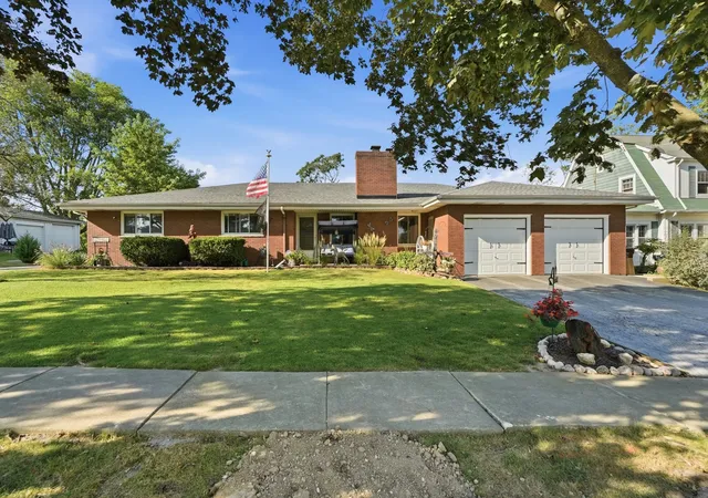 Photo 1 of Single family home for sale at 711 Miller St, Beecher, IL 60401 | MLS# 12729823 | Listing updated on 2026-10-02