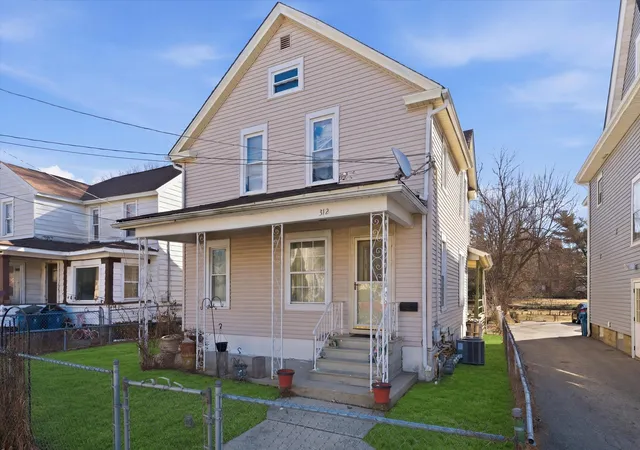 Photo 1 of Sale Pending at 312 S Spencer St, Aurora, IL 60505 | MLS# 12729880 | Listing updated on 2026-09-19