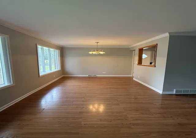 Photo 3 of Single family home for sale at 506 Ryan Ln, Dundee, IL 60118 | MLS# 12729893 | Listing updated on 2026-08-17
