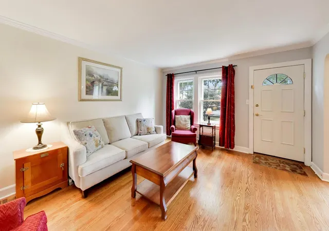 Photo 3 of Sale Pending at 2004 Newton Ave, Park Ridge, IL 60068 | MLS# 12729914 | Listing updated on 2026-09-23