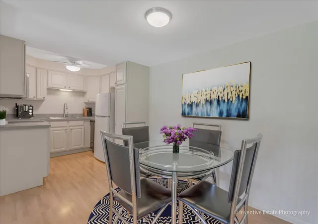 Listing Photo 5 - Condo for sale in building located at 5300 Walnut Ave, Downers Grove, IL 60515 - Unit #22B