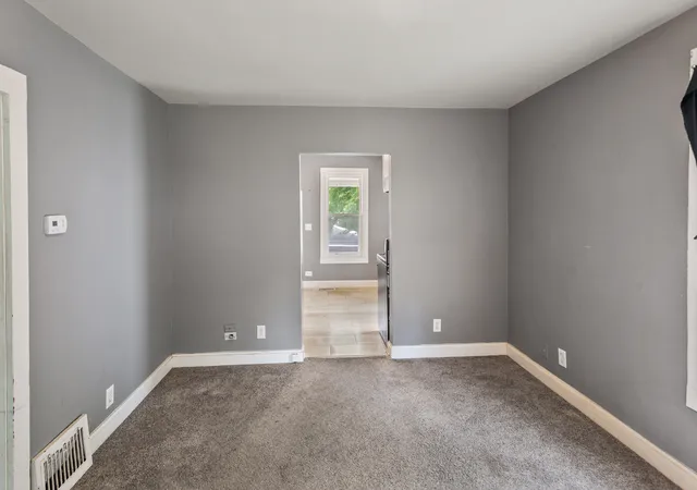 Photo 4 of Single family home for sale at 1716 N Hickory St, Crest Hill, IL 60403 | MLS# 12729932 | Listing updated on 2026-09-19