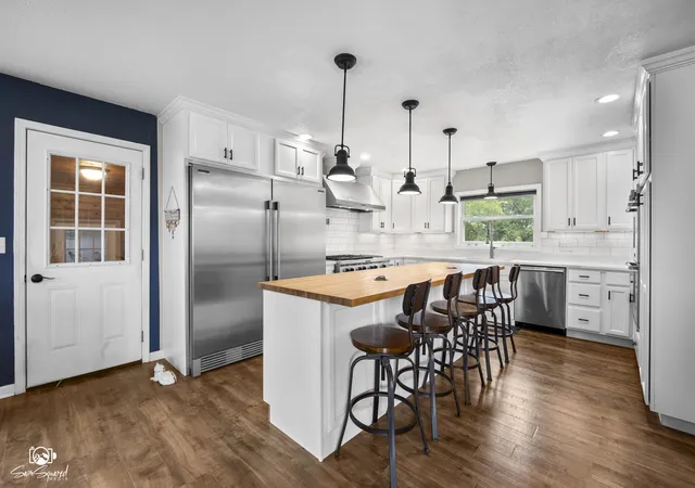 image of 101 W Riverdale Dr, Clifton, IL 60927 | MLS# 12729954