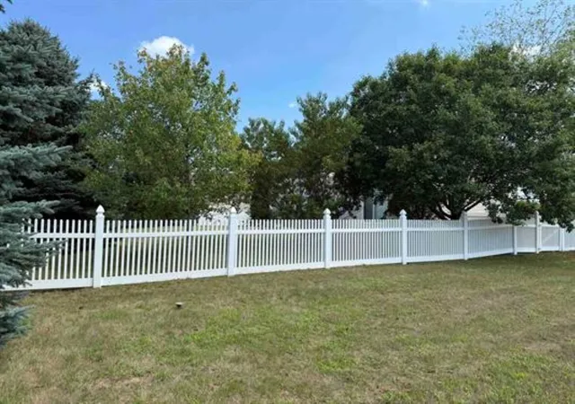 2nd image of 4195 Glenmore Rd, Rockton, IL 61072 | MLS# 12729969
