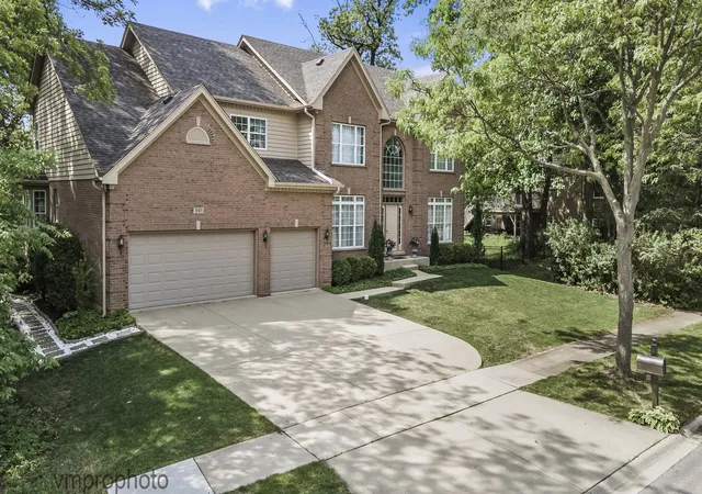 Photo 2 of Single family home for sale at 591 W Rosiland Dr, Palatine, IL 60074 | MLS# 12729991 | Listing updated on 2026-09-03