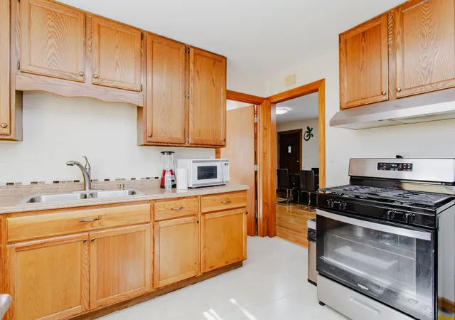 Photo 3 of Single family home for sale at 9627 Castello Ave, Melrose Park, IL 60164 | MLS# 12730026 | Listing updated on 2026-10-27