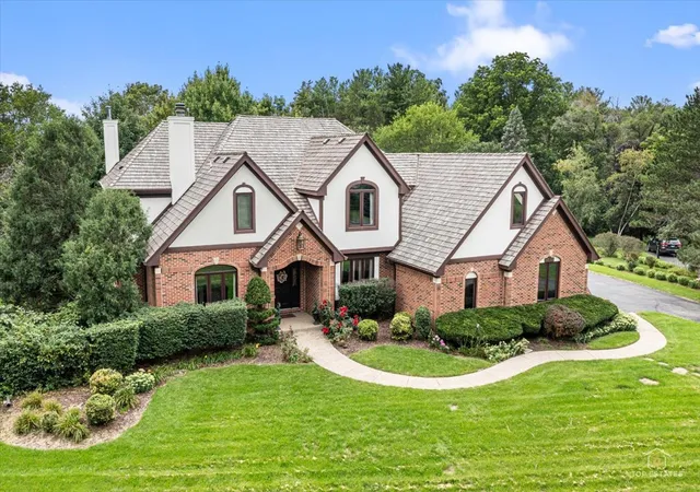 Photo 2 of Single family home for sale at 1590 Eagle Ridge Dr, Antioch, IL 60002 | MLS# 12730113 | Listing updated on 2026-09-24