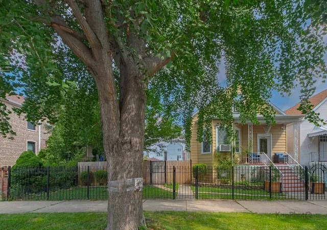 Photo 2 of Single family home for sale at 3122 W 39th Place, Chicago, IL 60632 | MLS# 12730220 | Listing updated on 2026-08-31