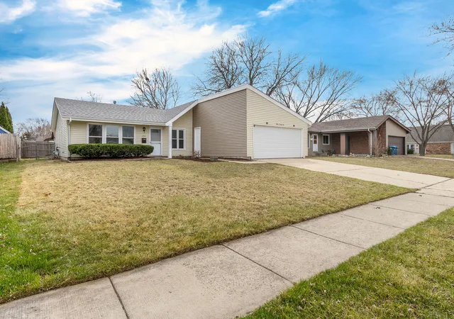2nd image of 1295 Foxcroft Dr, Aurora, IL 60506 | MLS# 12730283