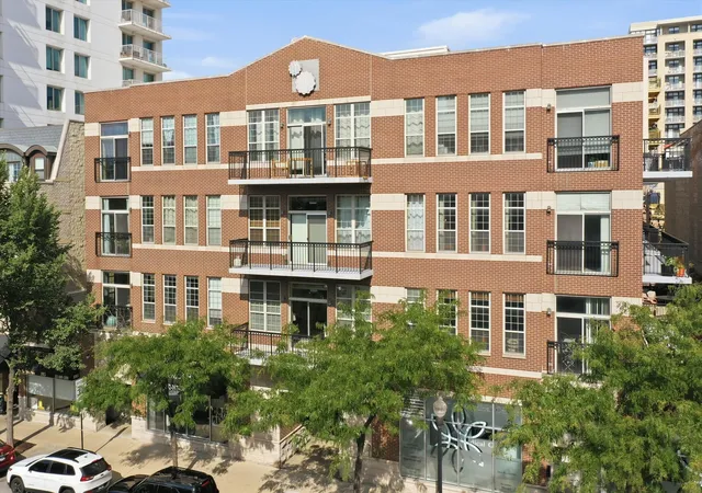 1st image of 1919 S Michigan Ave #208, Chicago, IL 60616 | MLS# 12730301
