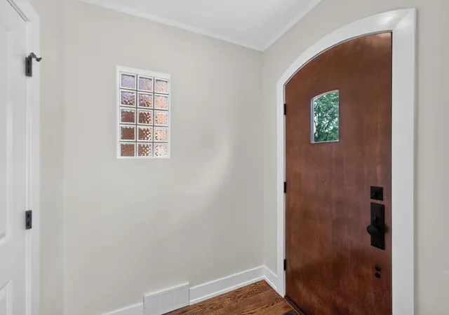 Photo 3 of Single family home for sale at 5852 W Newport Ave, Chicago, IL 60634 | MLS# 12730317 | Listing updated on 2026-09-16