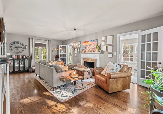 Photo 2 of Single family home for sale at 365 Hampshire Ln, Lakewood, IL 60014 | MLS# 12730377 | Listing updated on 2026-09-12