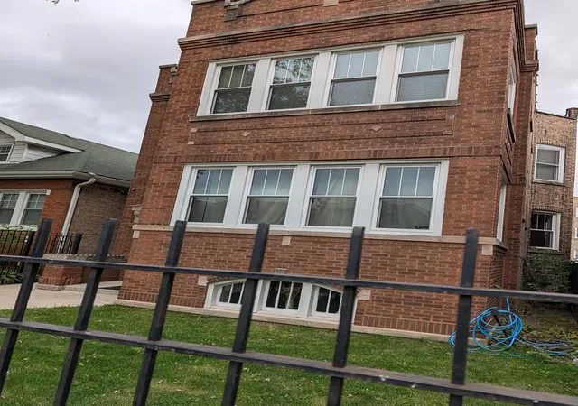 1st image of 4055 W Nelson St, Chicago, IL 60641 | MLS# 12730493