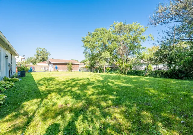 Photo 9 of Single family home for sale at 2941 223rd Place, Sauk Village, IL 60411 | MLS# 12730495 | Listing updated on 2026-10-06