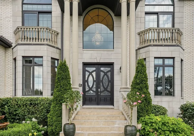 Photo 2 of Single family home for sale at 5605 S Monroe St, Hinsdale, IL 60521 | MLS# 12730554 | Listing updated on 2026-10-21