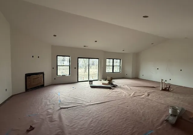 Photo 2 of Single family home for sale at 1917 S Stone Crk Blvd, Urbana, IL 61802 | MLS# 12730713 | Listing updated on 2026-09-18