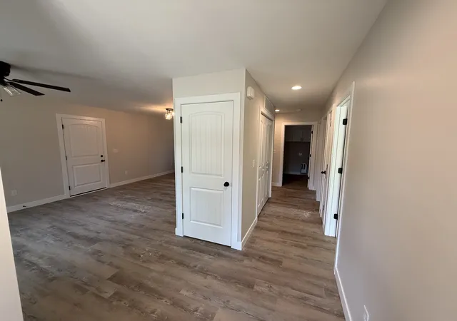 Photo 3 of Single family home for sale at 1106 Mitchem Dr, Urbana, IL 61801 | MLS# 12730714 | Listing updated on 2026-09-16