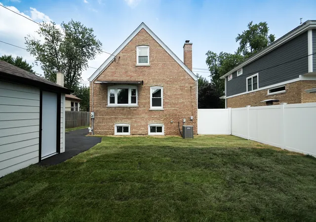 Photo 4 of Single family home for sale at 3653 W 107th Street, Chicago, IL 60655 | MLS# 12730809 | Listing updated on 2026-08-29