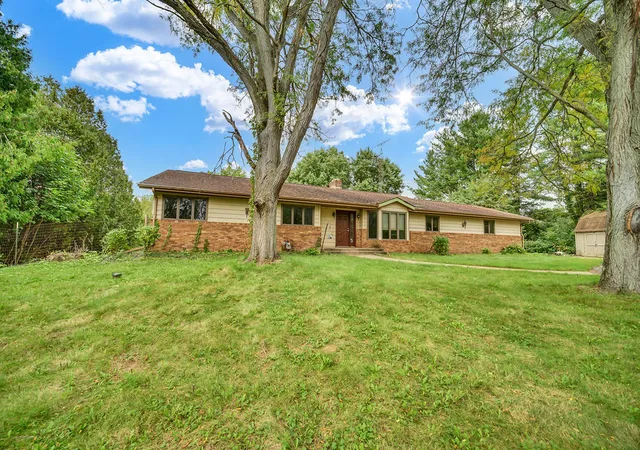 Photo 3 of Single family home for sale at 386 Il Route 173 Route, Caledonia, IL 61011 | MLS# 12730815 | Listing updated on 2026-10-23