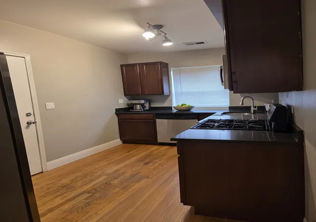 Listing Photo 3 - Condo for sale in building located at 40 N Menard Ave, Chicago, IL 60644 - Unit #1A