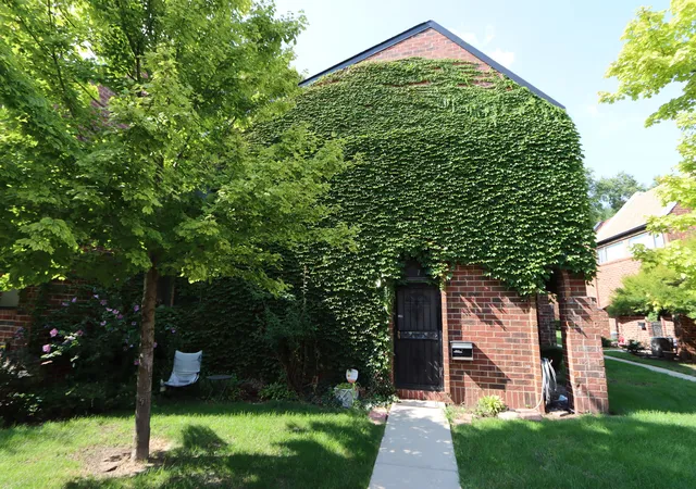 2nd image of 841 S Racine Ave #C, Chicago, IL 60607 | MLS# 12730836