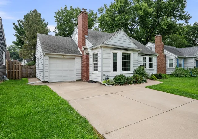Photo 2 of Sale Pending at 2324 15th Avenue, Moline, IL 61265 | MLS# 12730850 | Listing updated on 2026-09-04
