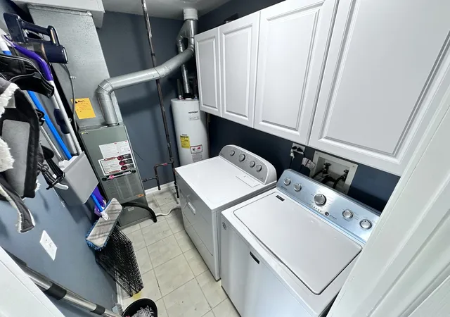 image of 1011 Sommerset Ct, Elgin, IL 60120
