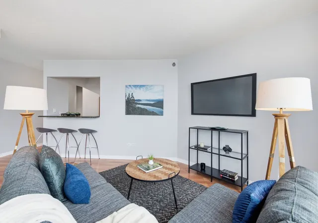 Photo 3 of Condo for sale at 400 N Lasalle St #3602, Chicago, IL 60654 | MLS# 12730872 | Listing updated on 2026-09-25