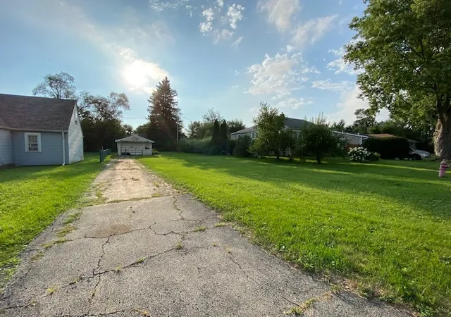 Photo 3 of Land for sale at 424 N Elmwood Ave, Wood Dale, IL 60191 | MLS# 12730949 | Listing updated on 2026-09-25