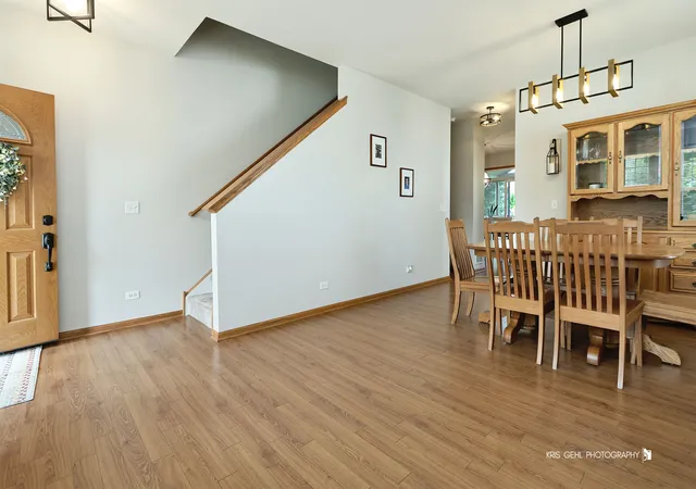 Photo 3 of Single family home for sale at 1014 Devon Dr, Antioch, IL 60002 | MLS# 12730984 | Listing updated on 2026-09-19