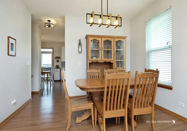 Photo 4 of Single family home for sale at 1014 Devon Dr, Antioch, IL 60002 | MLS# 12730984 | Listing updated on 2026-09-19