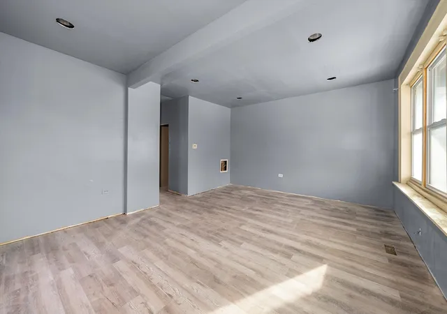 Photo 3 of Sale Pending at 8545 S Saginaw Ave, Chicago, IL 60617 | MLS# 12731010 | Listing updated on 2026-10-07