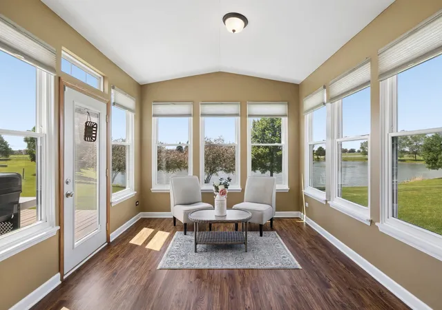 Photo 3 of Single family home for sale at 1905 Springside Dr, Plainfield, IL 60586 | MLS# 12731037 | Listing updated on 2026-09-14