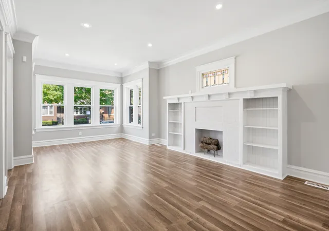 Photo 3 of Sale Pending at 7643 S Paulina St, Chicago, IL 60620 | MLS# 12731071 | Listing updated on 2026-09-14