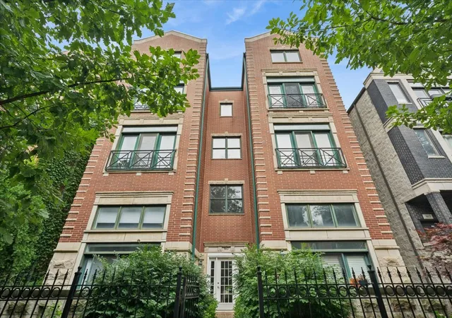 Photo 1 of Condo for sale at 867 N Paulina St #3S, Chicago, IL 60622 | MLS# 12731185 | Listing updated on 2026-10-20