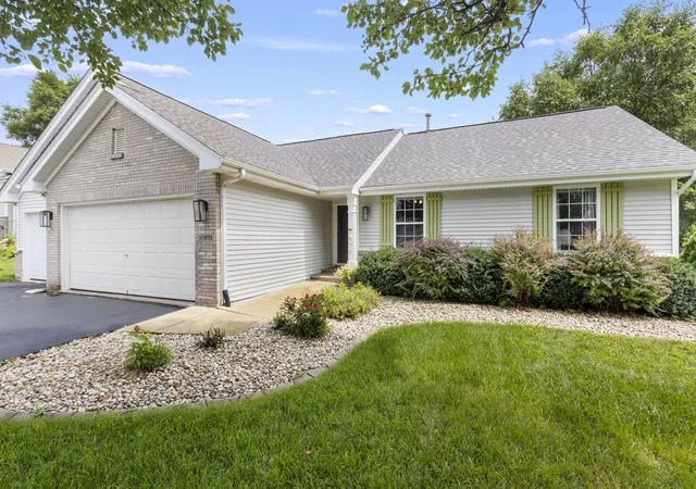 Photo 2 of Sale Pending at 10971 Dixon Pines Cir, Machesney Park, IL 61115 | MLS# 12731243 | Listing updated on 2026-08-15