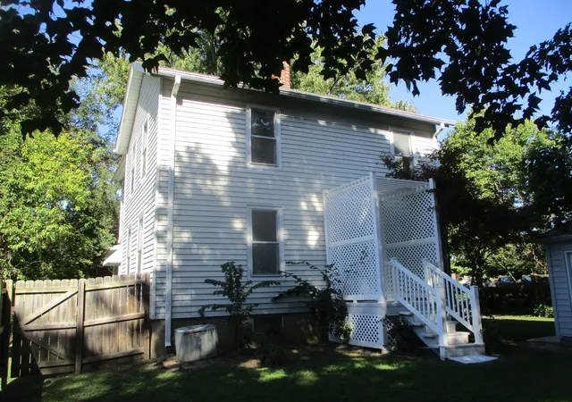 Photo 3 of Single family home for sale at 151 Jones St, Ottawa, IL 61350 | MLS# 12731276 | Listing updated on 2026-10-06