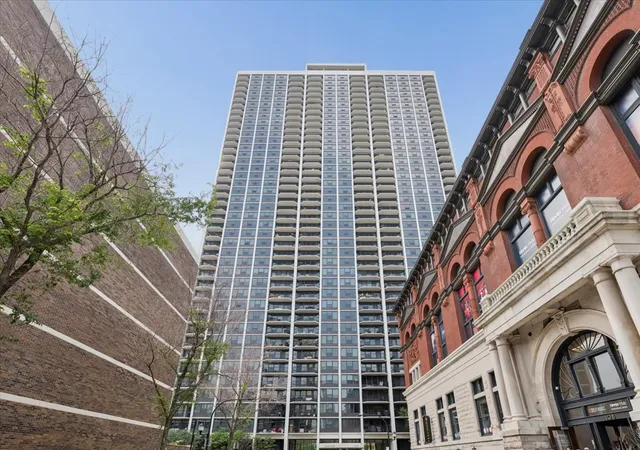 Condo for sale at 1560 N Sandburg Ter #2008, Chicago, IL 60610 | MLS# 12731306 | Listing updated on 2026-08-31