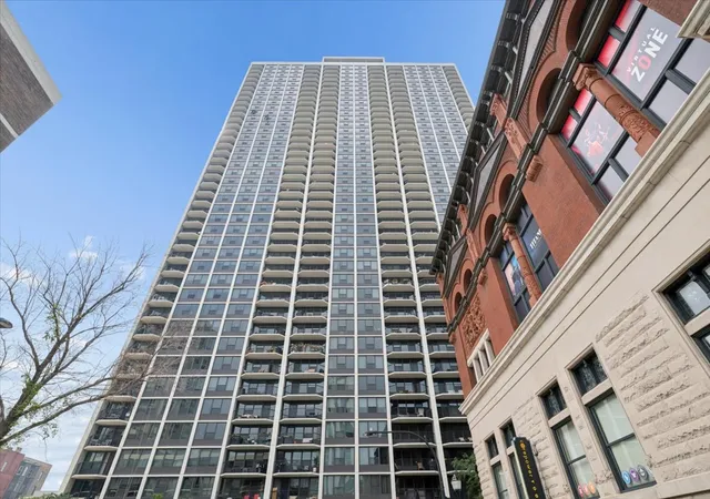 Photo 2 of Condo for sale at 1560 N Sandburg Ter #2008, Chicago, IL 60610 | MLS# 12731306 | Listing updated on 2026-08-31