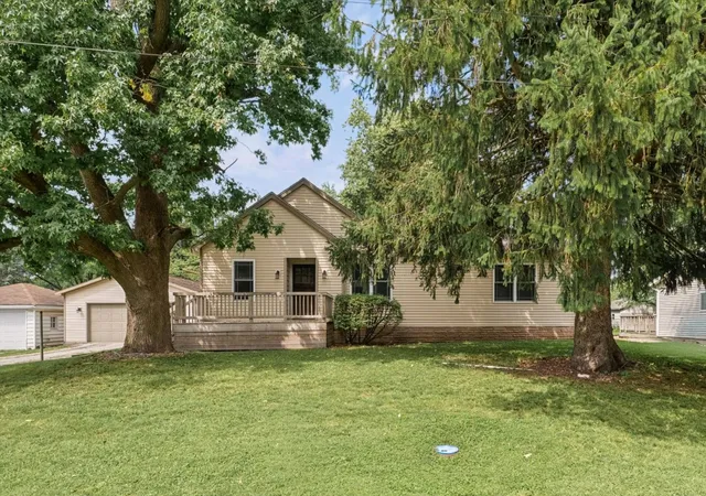 Photo 1 of Sale Pending at 306 E Ethel St, St. Joseph, IL 61873 | MLS# 12731337 | Listing updated on 2026-09-06