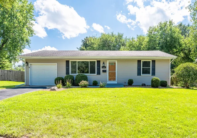 Photo 1 of Single family home for sale at 542 S 14th Street, St. Charles, IL 60174 | MLS# 12731381 | Listing updated on 2026-09-01