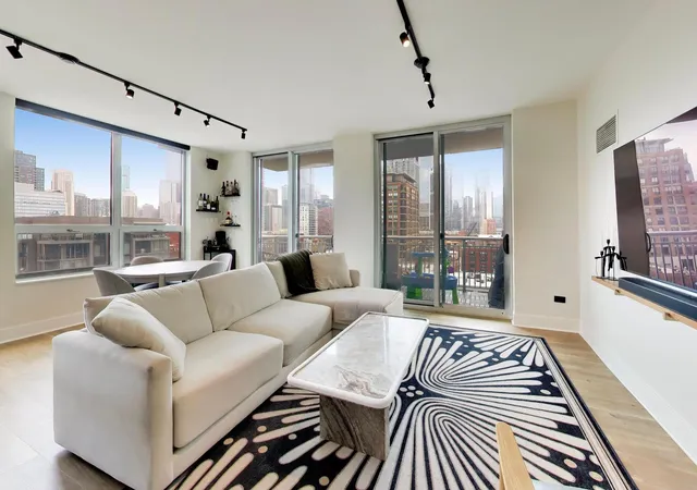 Photo 2 of Condo for sale at 421 W Huron St #1305, Chicago, IL 60654 | MLS# 12731412 | Listing updated on 2026-09-15